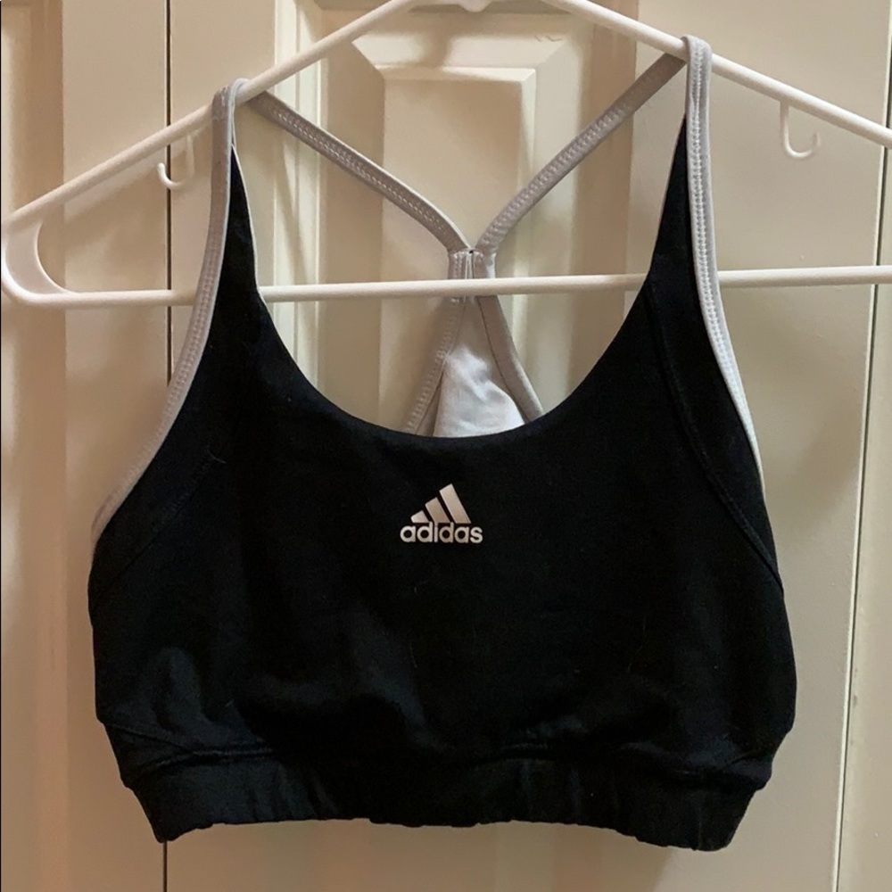 Sports bra
